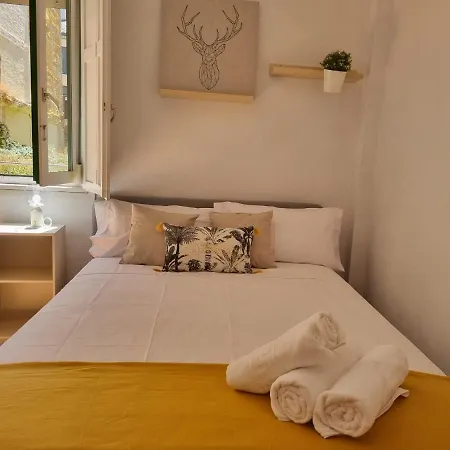 Un Rincon Con Vistas Al Parque Wifi Junto A Catedral By Apartamentos Logroño Extérieur photo