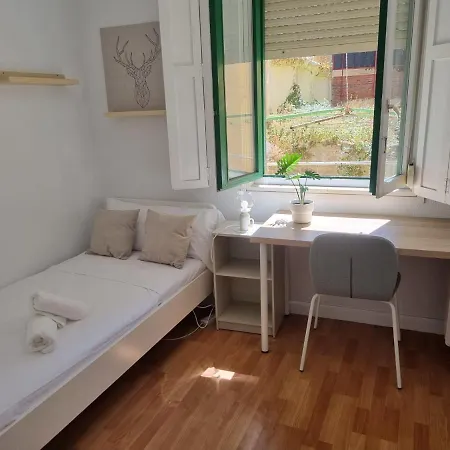 Un Rincon Con Vistas Al Parque Wifi Junto A Catedral By Apartamentos Logroño Extérieur photo