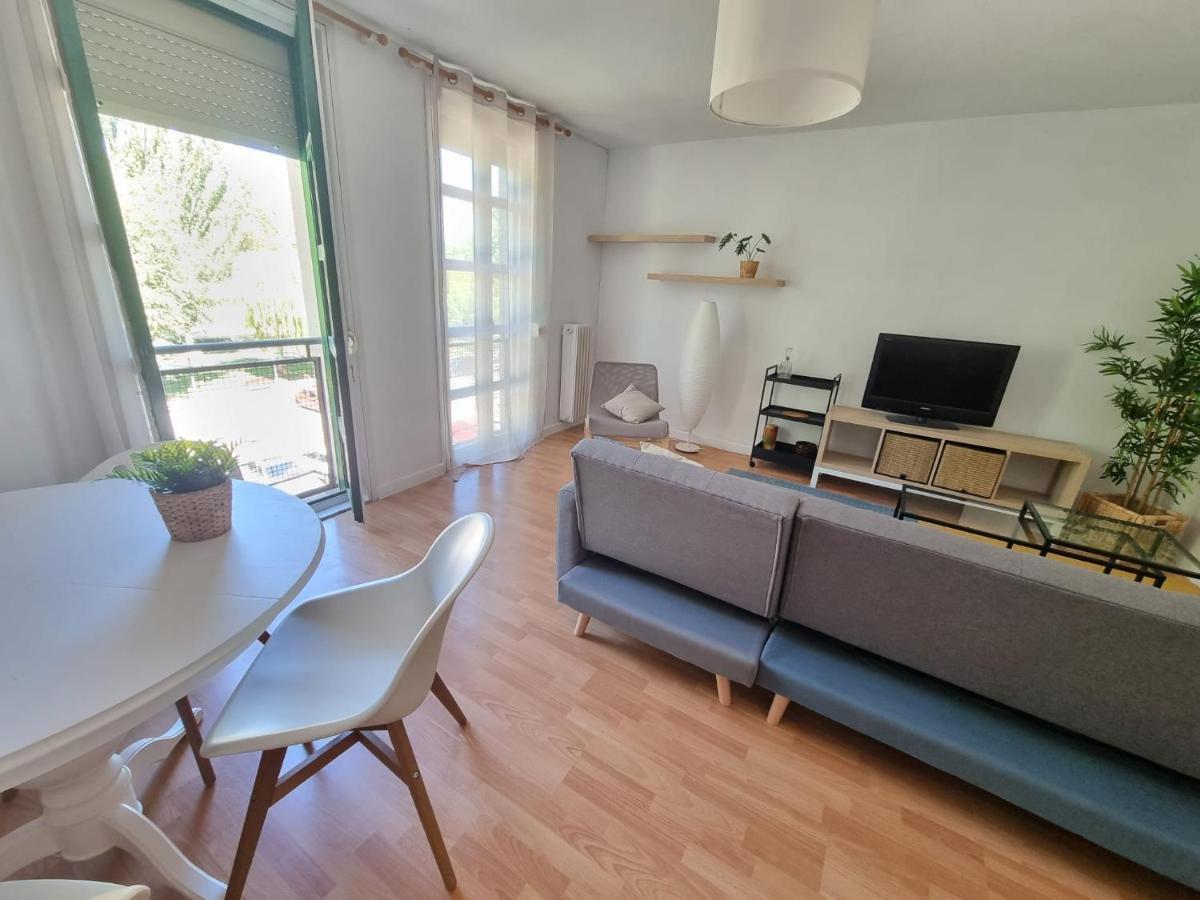 Appartamento Un Rincon Con Vistas Al Parque Wifi Junto A Catedral By *